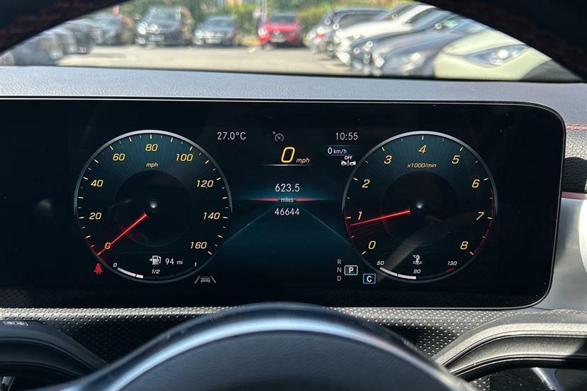 Mercedes-Benz CLA Class 200 Amg Line Premium Tip Black #5