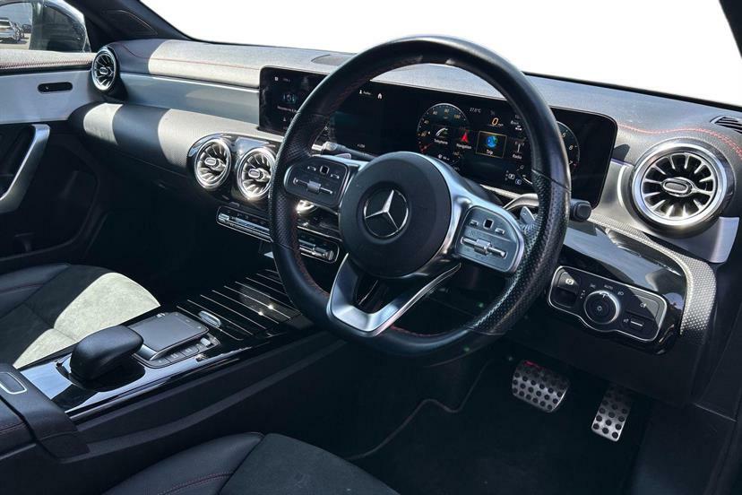 Mercedes-Benz CLA Class 200 Amg Line Premium Tip Black #4