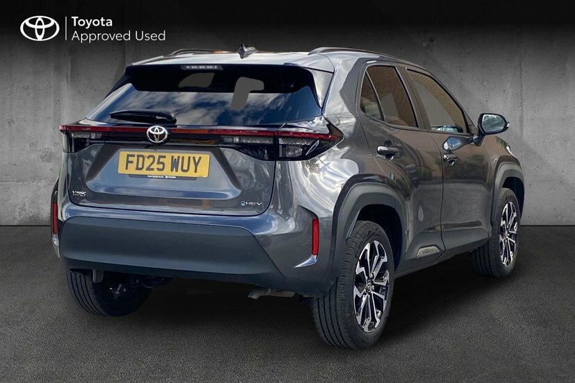 Toyota Yaris Cross 1.5 Vvt-h Design Suv Hybrid E-cvt 116 FD25WUY Grey #2