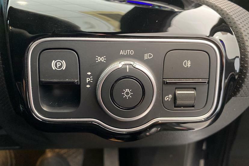 Mercedes-Benz A Class A180 Sport Edition Black #24