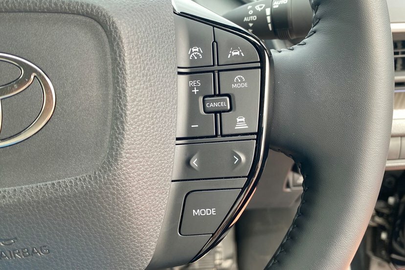 Toyota Prius 2.0 Phev Design Cvt Black #27