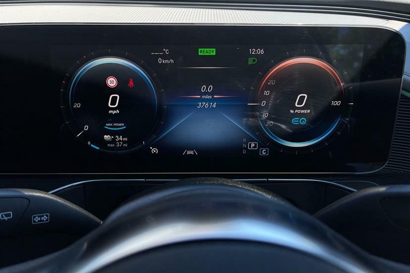 Mercedes-Benz EQC 400 300Kw Amg Line 80Kwh Black #6