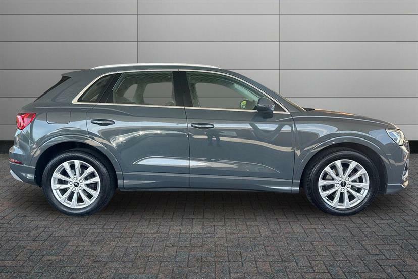 Audi Q3 35 Tfsi Sport S Tronic Grey #4