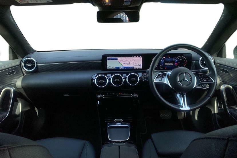 Mercedes-Benz CLA Class 180 Sport Executive Tip Black #6