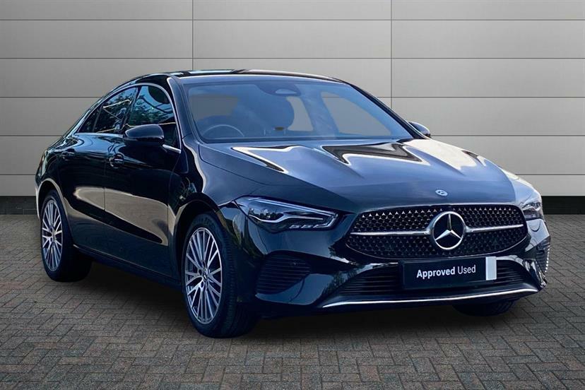 Mercedes-Benz CLA Class 180 Sport Executive Tip Black