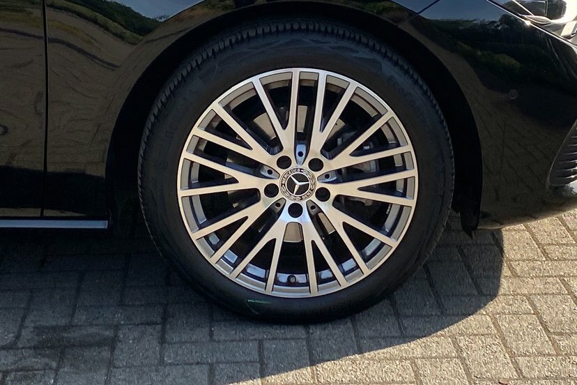 Mercedes-Benz CLA Class Cla180h Mhev Sport Executive DA24YDX Black #4