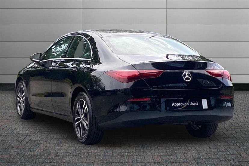 Mercedes-Benz CLA Class 180 Sport Edition Tip Black #2