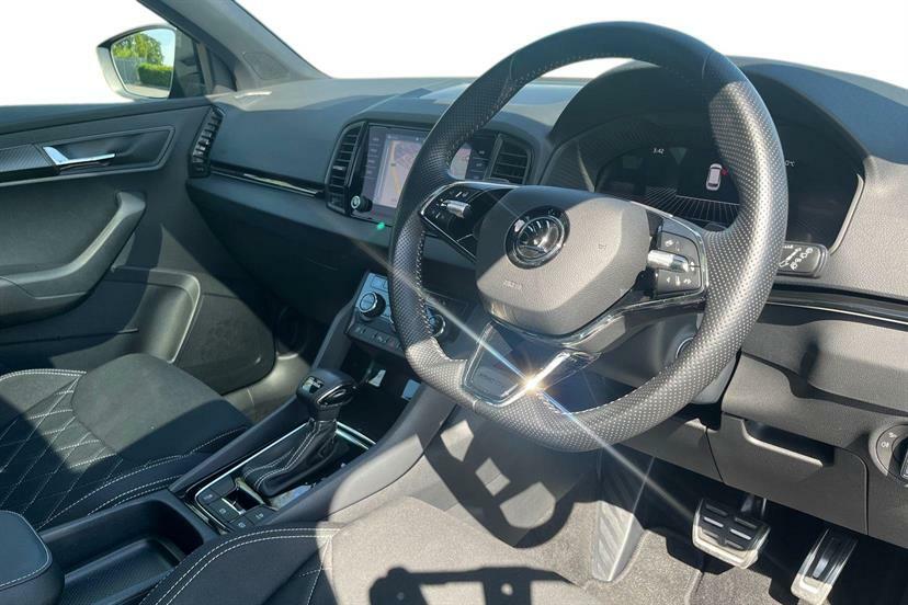 Skoda Karoq 1.5 Tsi Sportline Dsg Black #3