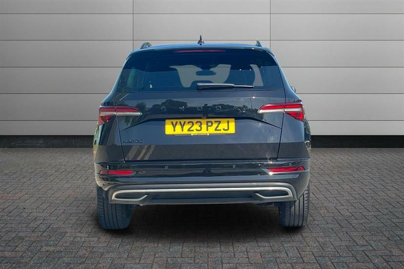 Skoda Karoq 1.5 Tsi Sportline Dsg Black #6
