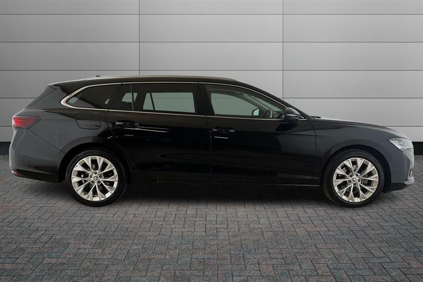 Skoda Superb 1.5 Tsi E-tec Se L Dsg Black #4