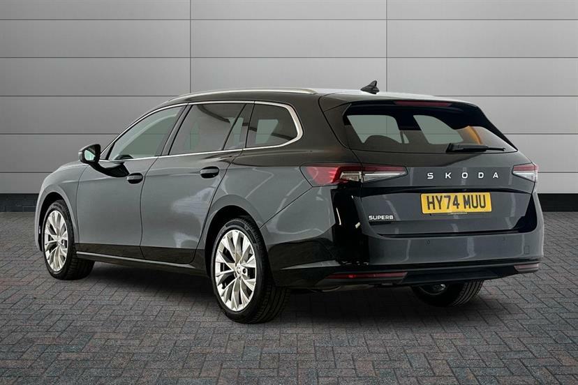 Skoda Superb 1.5 Tsi E-tec Se L Dsg Black #3