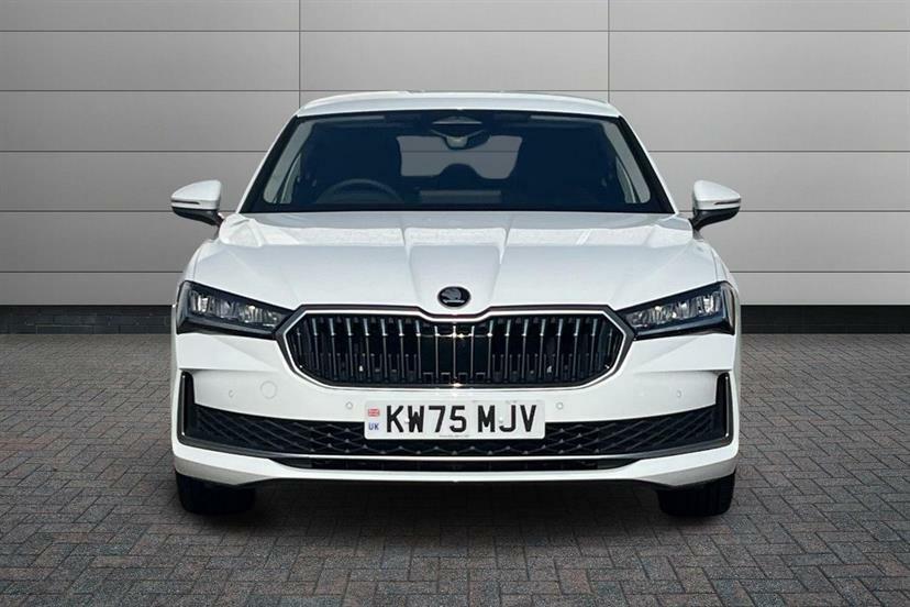 Skoda Superb 2.0 Tdi Se Technology Dsg White #6