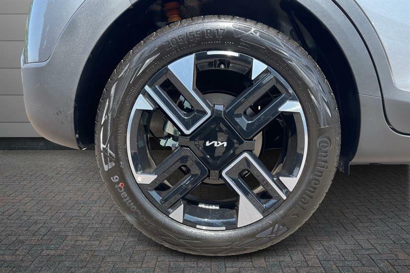 Kia Stonic 1.0T Gdi 48V 113 Gt-line S Dct Grey #4