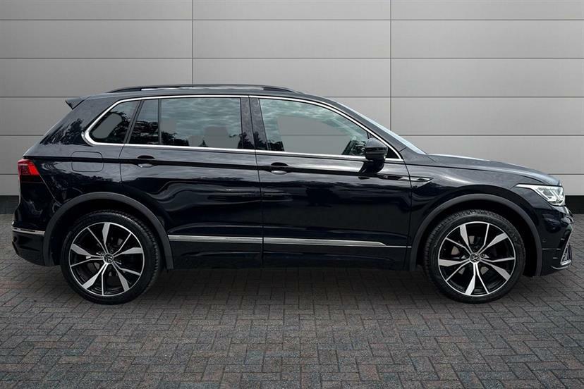 Volkswagen Tiguan 2.0 Tdi R-line Dsg Black #4