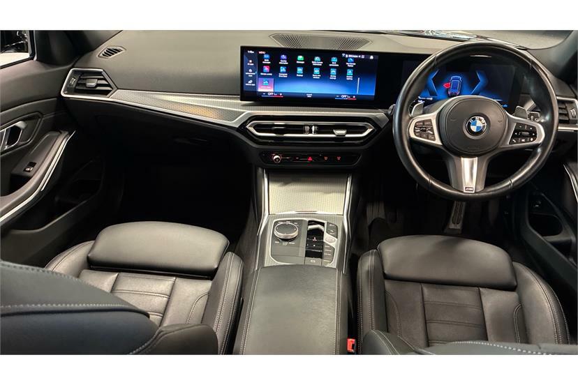 BMW 3 Series 320I M Sport Step Black #4