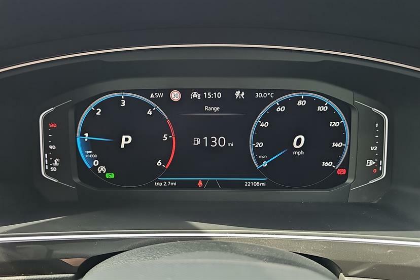 Volkswagen Tiguan 2.0 Tdi R-line Dsg White #6