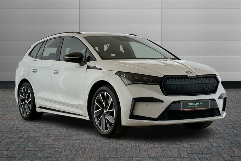 Skoda ENYAQ 195Kw 80X Sportline 82Kwh 4X4 White