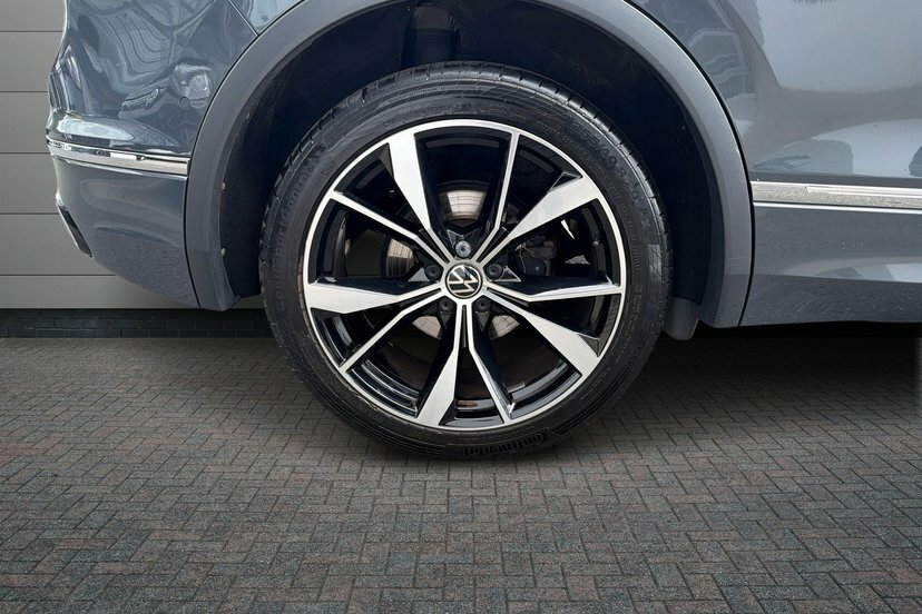 Volkswagen Tiguan 1.5 Tsi R-line Suv Dsg 150 Ps EA73VCF Grey #5