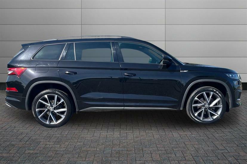 Skoda Kodiaq 1.5 Tsi Sport Line Dsg 7 Seat Black #4