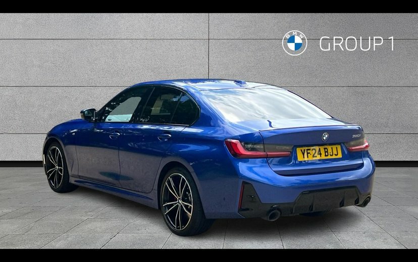 BMW 3 Series 320I M Sport Saloon YF24BJJ Blue #2