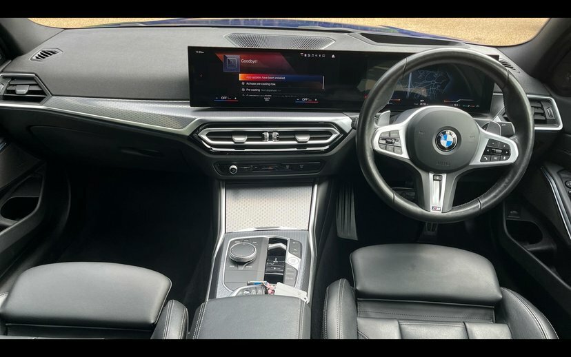BMW 3 Series 320I M Sport Saloon YF24BJJ Blue #4