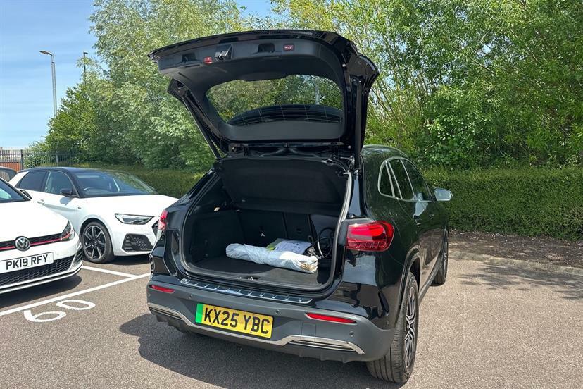 Mercedes-Benz EQA Eqa 250-Plus 140Kw Amg Line Executive 70.5Kwh Grey #30