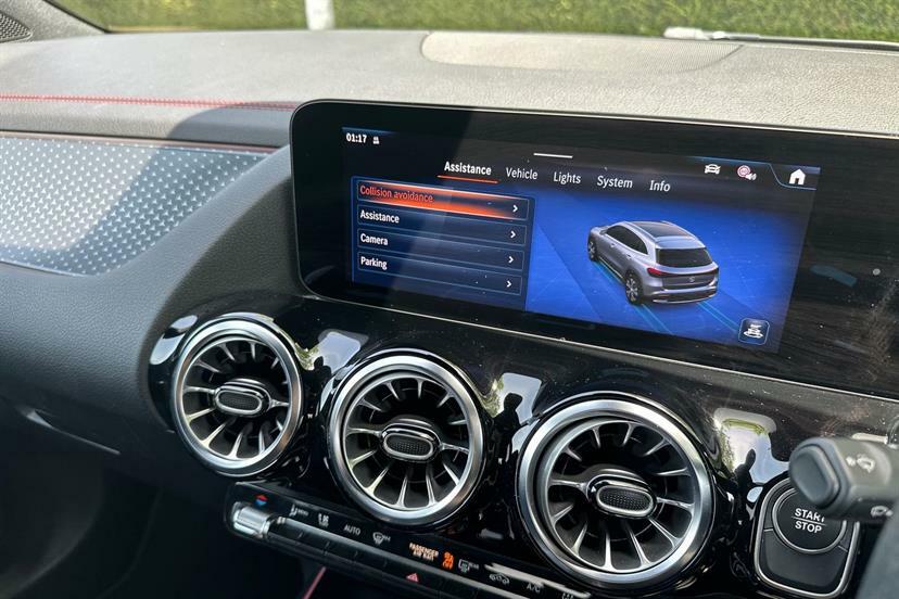 Mercedes-Benz EQA Eqa 250-Plus 140Kw Amg Line Executive 70.5Kwh Grey #23