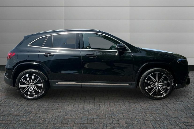 Mercedes-Benz EQA Eqa 250 Amg Line Executive KX25YBC Black #3