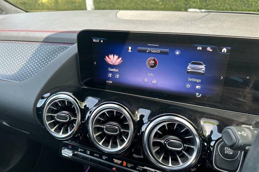 Mercedes-Benz EQA Eqa 250-Plus 140Kw Amg Line Executive 70.5Kwh Grey #18