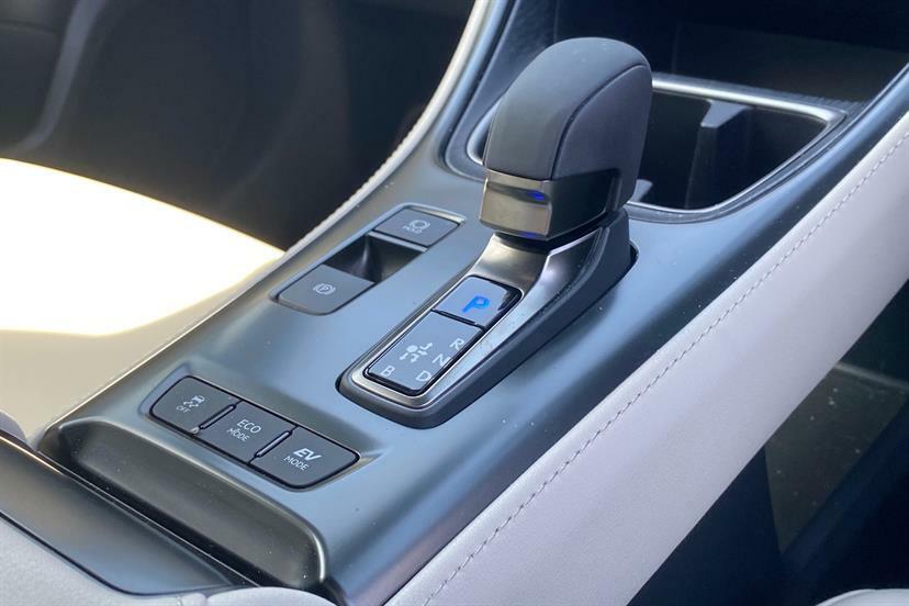 Lexus LBX 1.5 Vvt-ie Premium Plus Design Suv Hybr Silver #19