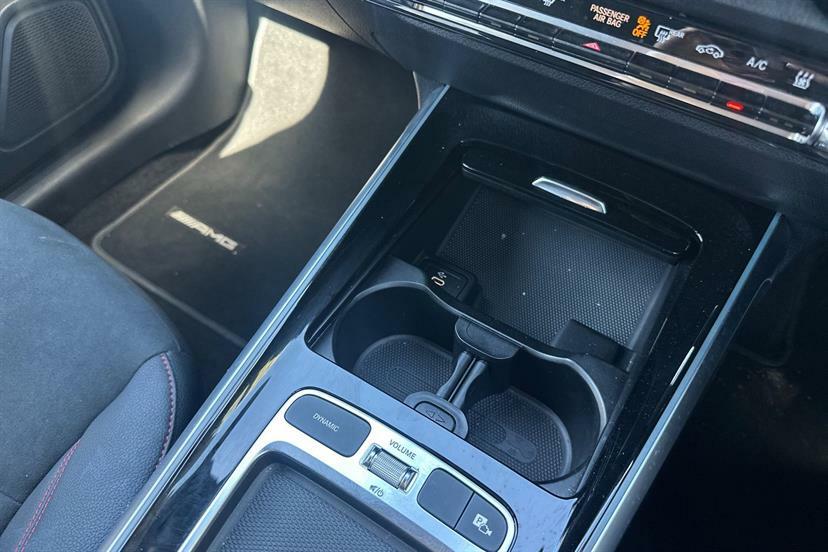 Mercedes-Benz EQB Eqb 350 4Matic Amg Line Executive Black #14