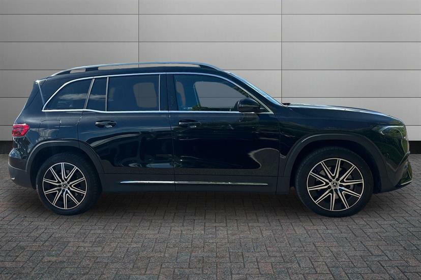 Mercedes-Benz EQB 250 140Kw Amg Line Executive 70.5Kwh Black #3