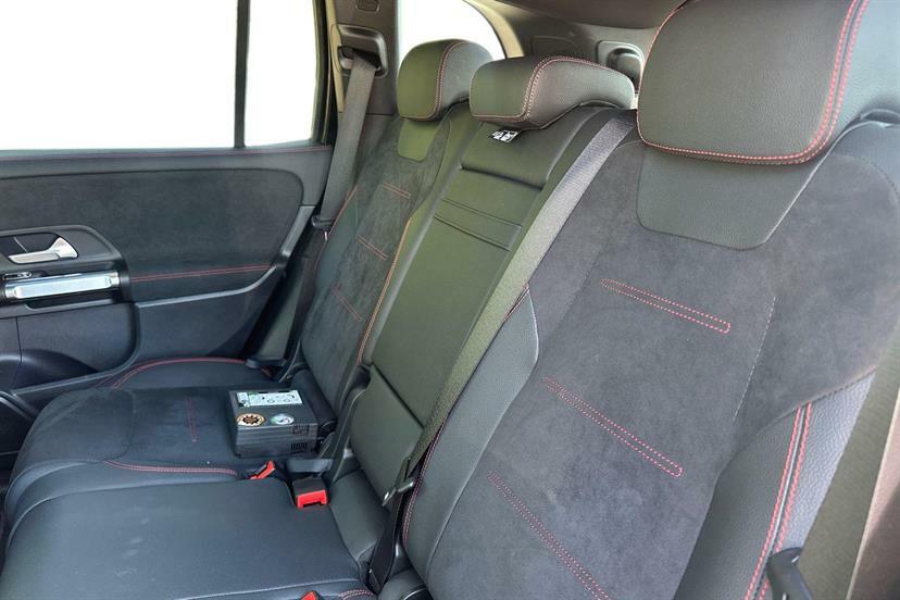 Mercedes-Benz EQB Eqb 350 4Matic Amg Line Executive Black #10