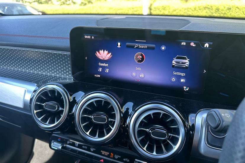 Mercedes-Benz EQB Eqb 350 4Matic Amg Line Executive Black #19