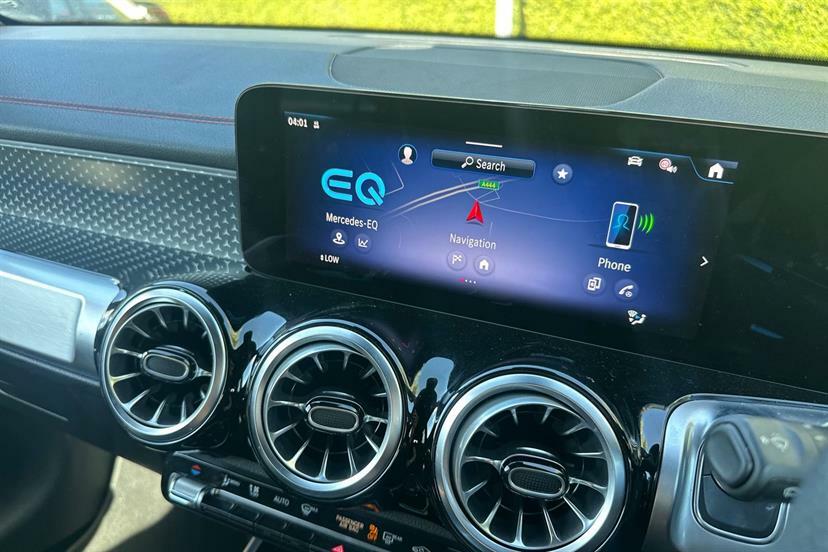 Mercedes-Benz EQB Eqb 350 4Matic Amg Line Executive Black #15