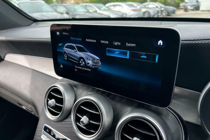 Mercedes-Benz GLC Class Glc 220 D 4Matic Amg Line Premium Grey #41