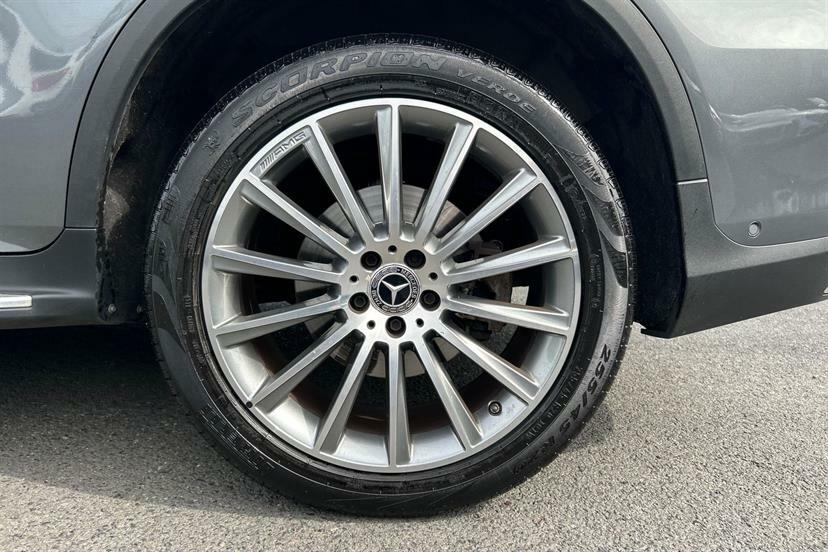 Mercedes-Benz GLC Class 300D 4Matic Amg Line Premium 9G-tronic Grey #3