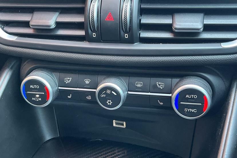 Alfa Romeo Giulia 2.2 Td Speciale Euro 6 Ss #21