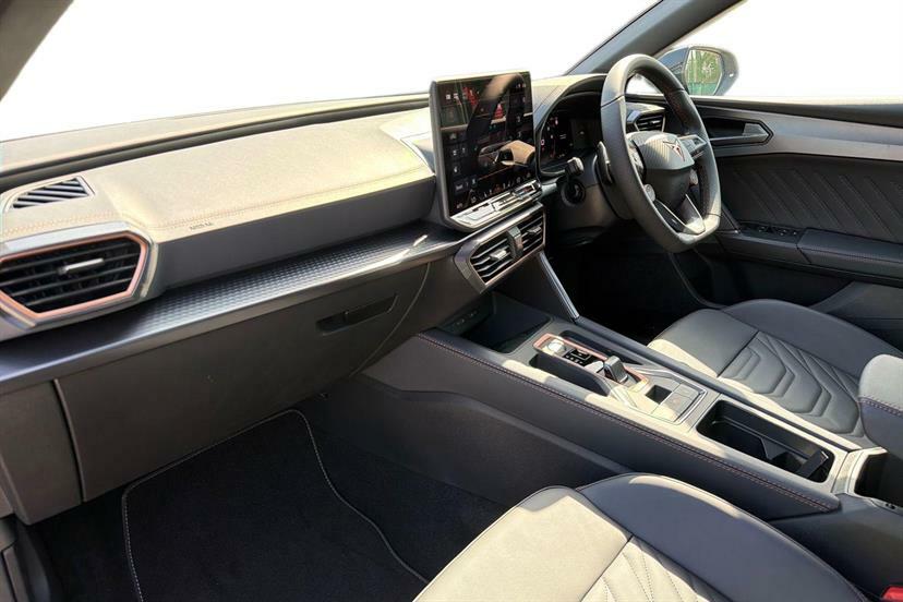 Cupra Leon 1.5 Etsi 150 V3 Dsg Grey #2