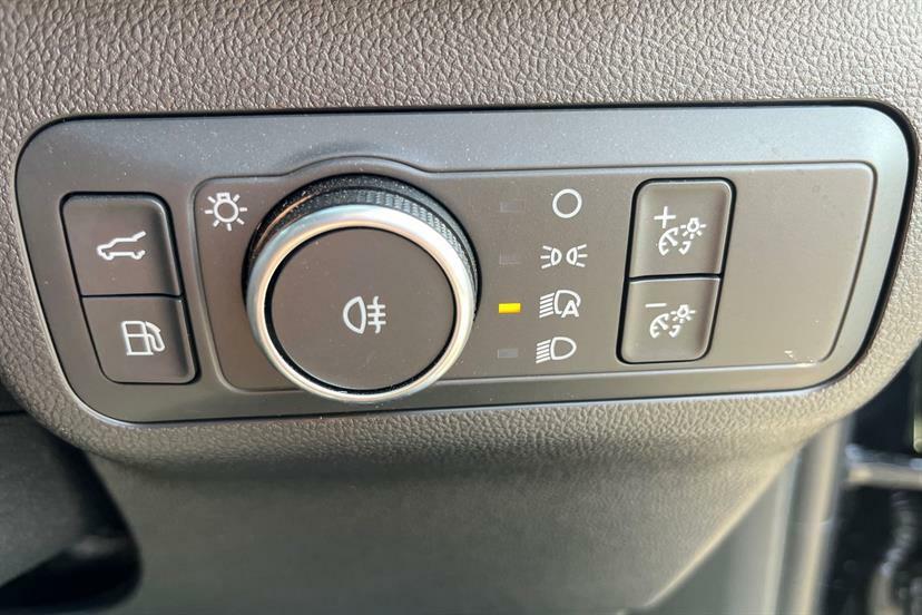 Ford Kuga 2.5 Fhev St-line X Cvt Black #23