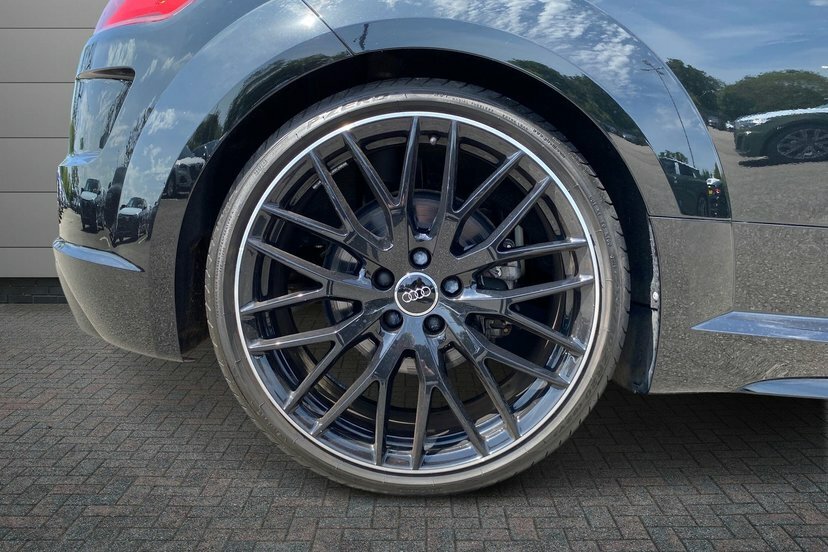 Audi TT 2.0 Tfsi 40 Black Edition Roadster S Tr Black #5