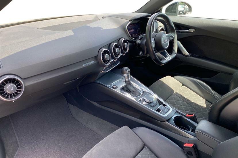 Audi TT 40 Tfsi Black Edition S Tronic Tech Pack Black #2