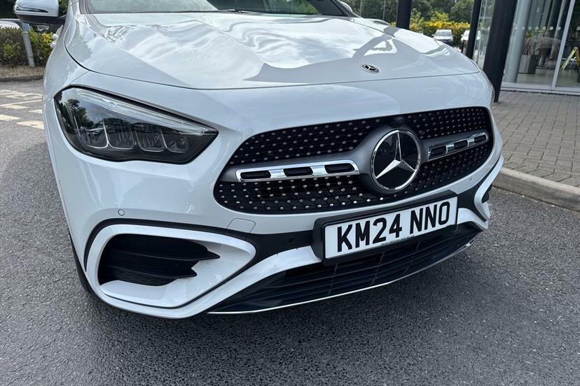 Mercedes-Benz GLA Class 250E Amg Line Premium 2024 Grey #18