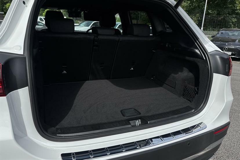 Mercedes-Benz GLA Class 250E Amg Line Premium 2024 Grey #21
