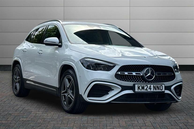Mercedes-Benz GLA Class 220D 4Matic Amg Line Premium White