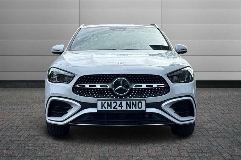 Mercedes-Benz GLA Class 250E Amg Line Premium 2024 Grey #11