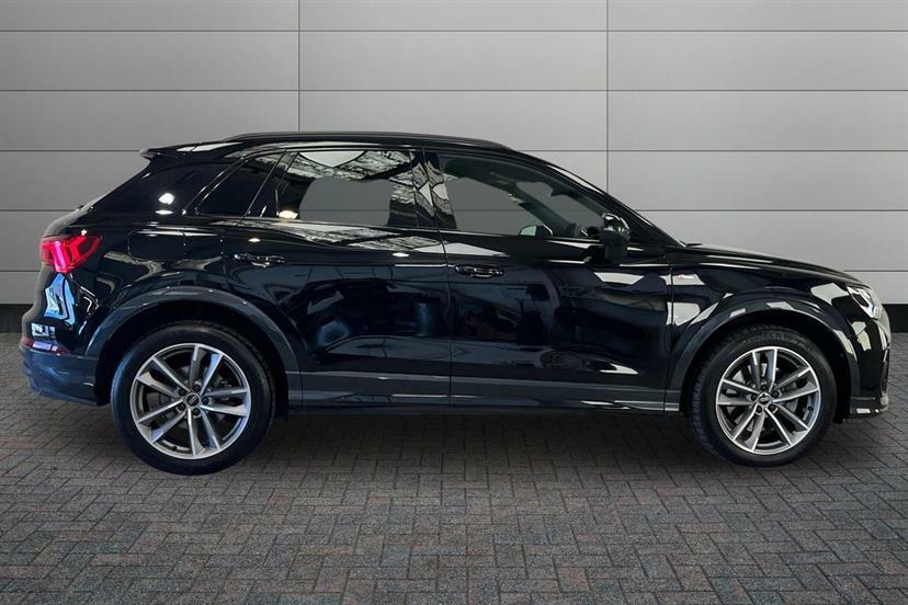 Audi Q3 40 Tdi 200 Quattro Black Edition S Tronic Black #4