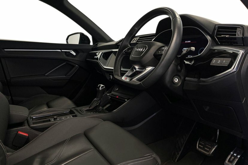 Audi Q3 2.0 Tdi 40 Black Edition Suv S Tronic Q FA23LVE Black #6