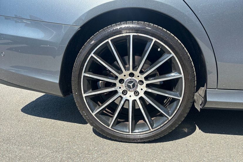 Mercedes-Benz E Class E400d Amg Line Night Edition Premium Plus Estate Grey #4