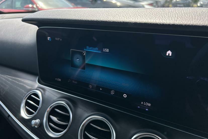 Mercedes-Benz E Class E 220 Amg Line Premium D Black #35